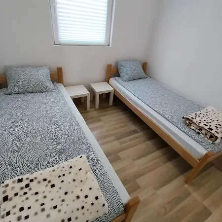 A1 - Airport Belgrade Apartment Esterno foto