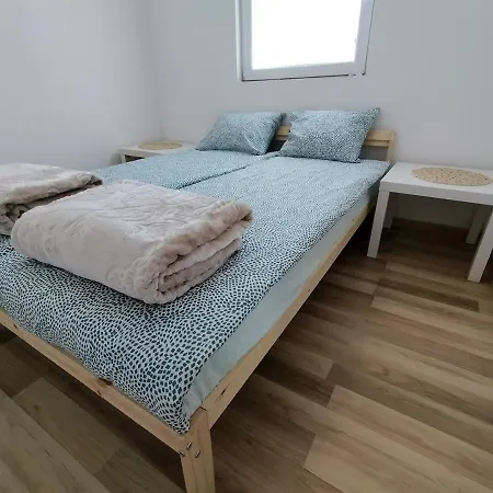 A1 - Airport Belgrade Apartment Esterno foto